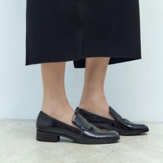 ZARA ザラ　フェイクパテントフィニッシュ　ローファー　38 新品　37