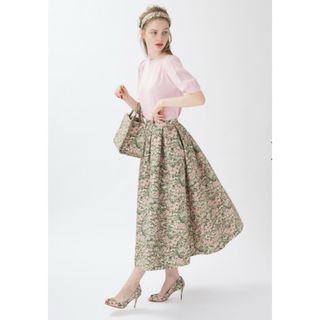 ツルバイマリコオイカワ(TSURU by Mariko Oikawa)の新品　完売　TSURU By MARIKO OIKAWA  Ariana 38(ロングスカート)