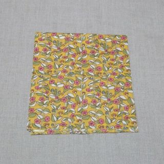 リバティ(LIBERTY.)のLIBERTY リバティプリント   カットクロス 約30×55cm(生地/糸)