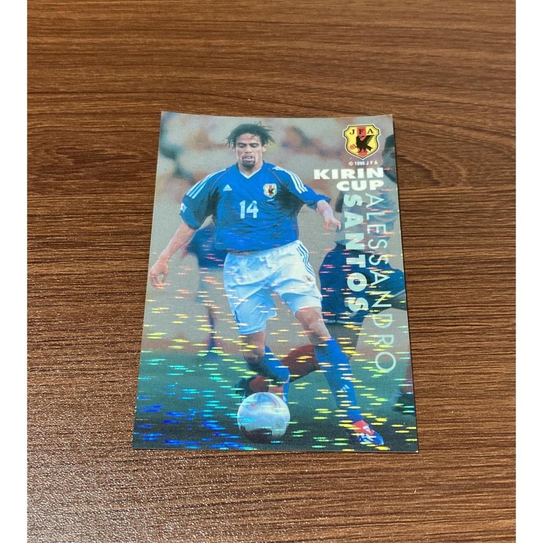 カルビー(カルビー)のサッカー日本代表 2002年キリンカップホログラムカード スポーツ/アウトドアのサッカー/フットサル(記念品/関連グッズ)の商品写真
