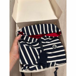 プチバトー(PETIT BATEAU)の【新品】プチバトー　パーカー(ジャケット/コート)