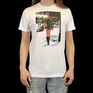 新品 レオン 映画 ヒロイン 少女 マチルダ サングラス アグラオネマ Tシャツ(Tシャツ/カットソー(半袖/袖なし))