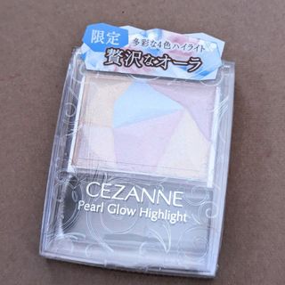 セザンヌケショウヒン(CEZANNE（セザンヌ化粧品）)の★限定★セザンヌ　パールグロウハイライト　SP1　オーロラプリズム【新品未使用】(フェイスパウダー)