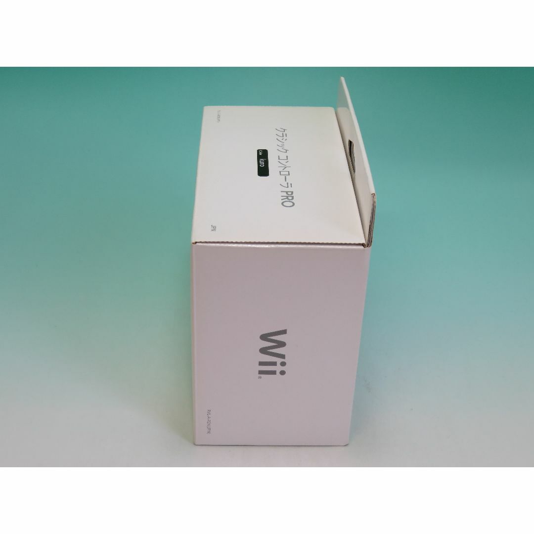 Wii(ウィー)のWii クラシックコントローラー PRO クロ RVL-005-02 2009年 エンタメ/ホビーのゲームソフト/ゲーム機本体(その他)の商品写真