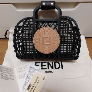 FENDI - FENDI バスケット ブラック