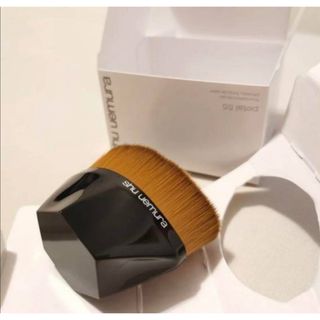 シュウウエムラ(shu uemura)のシュウ ウエムラ ペタル 55 ファンデーション ブラシ(ブラシ・チップ)