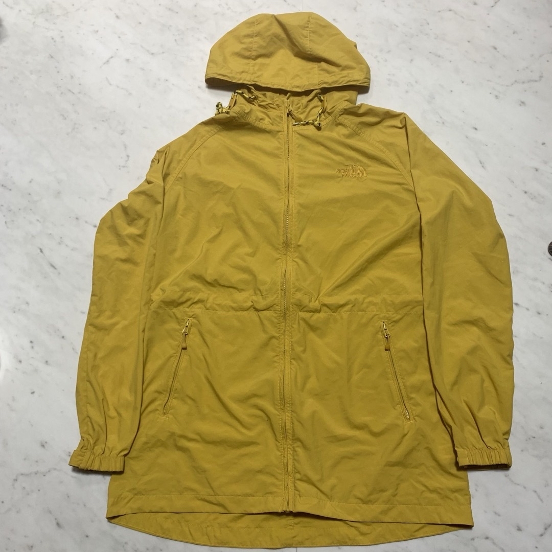 THE NORTH FACE - THE NORTH FACE マウンテンパーカー イエロー THE NORTH FACE - THE NORTH FACE マウンテンパーカー イエロー