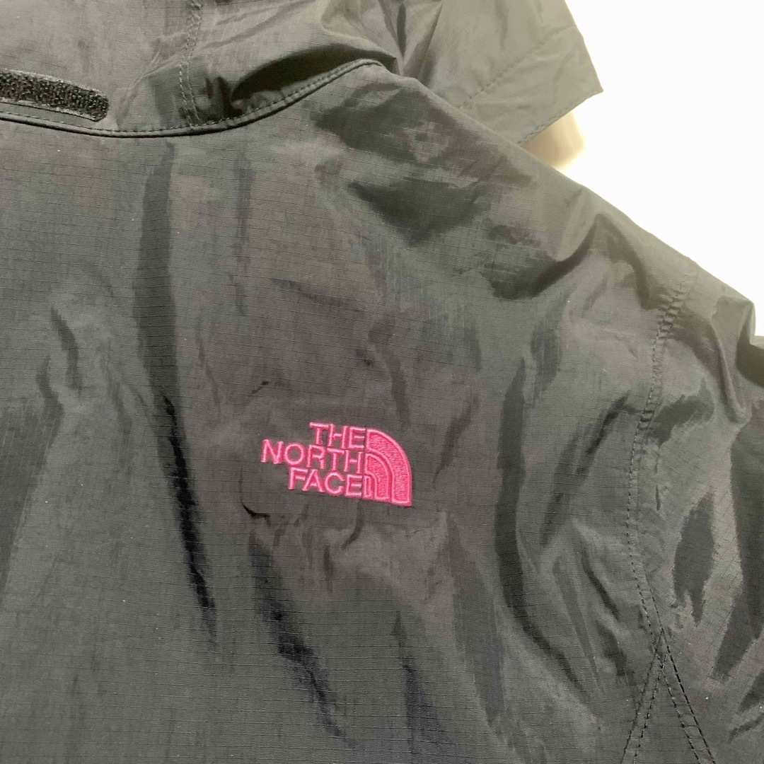 THE NORTH FACE(ザノースフェイス)のTHE NORTHFACE  マウンテンパーカー　ブラック レディースのジャケット/アウター(ナイロンジャケット)の商品写真