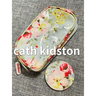 キャスキッドソン(Cath Kidston)のcath kidston キャスキッドソン ポーチ　ミラー付　花柄　美(ポーチ)