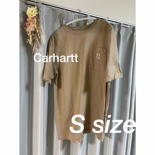 カーハート(carhartt)のCarhartt （カーハート）無地ロゴポケット付き　丸首半袖tｼｬﾂ😍(シャツ)