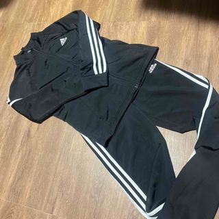 アディダス(adidas)のadidasセットアップ(Tシャツ/カットソー)