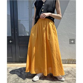 Spick & Span リネン混ギャザーフレアスカート