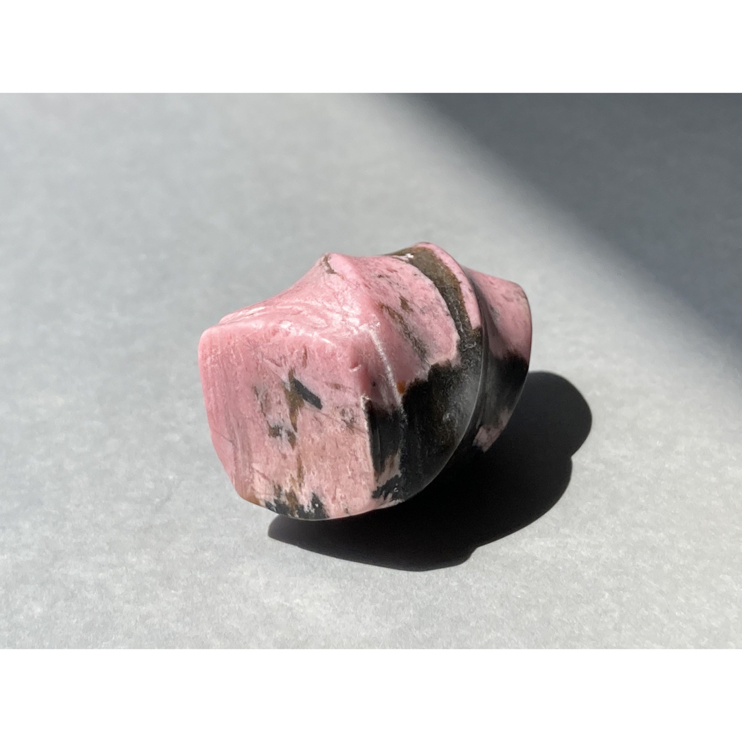 ロードナイト　トーチ　フレイム　炎　天然石 インテリア/住まい/日用品のインテリア小物(置物)の商品写真