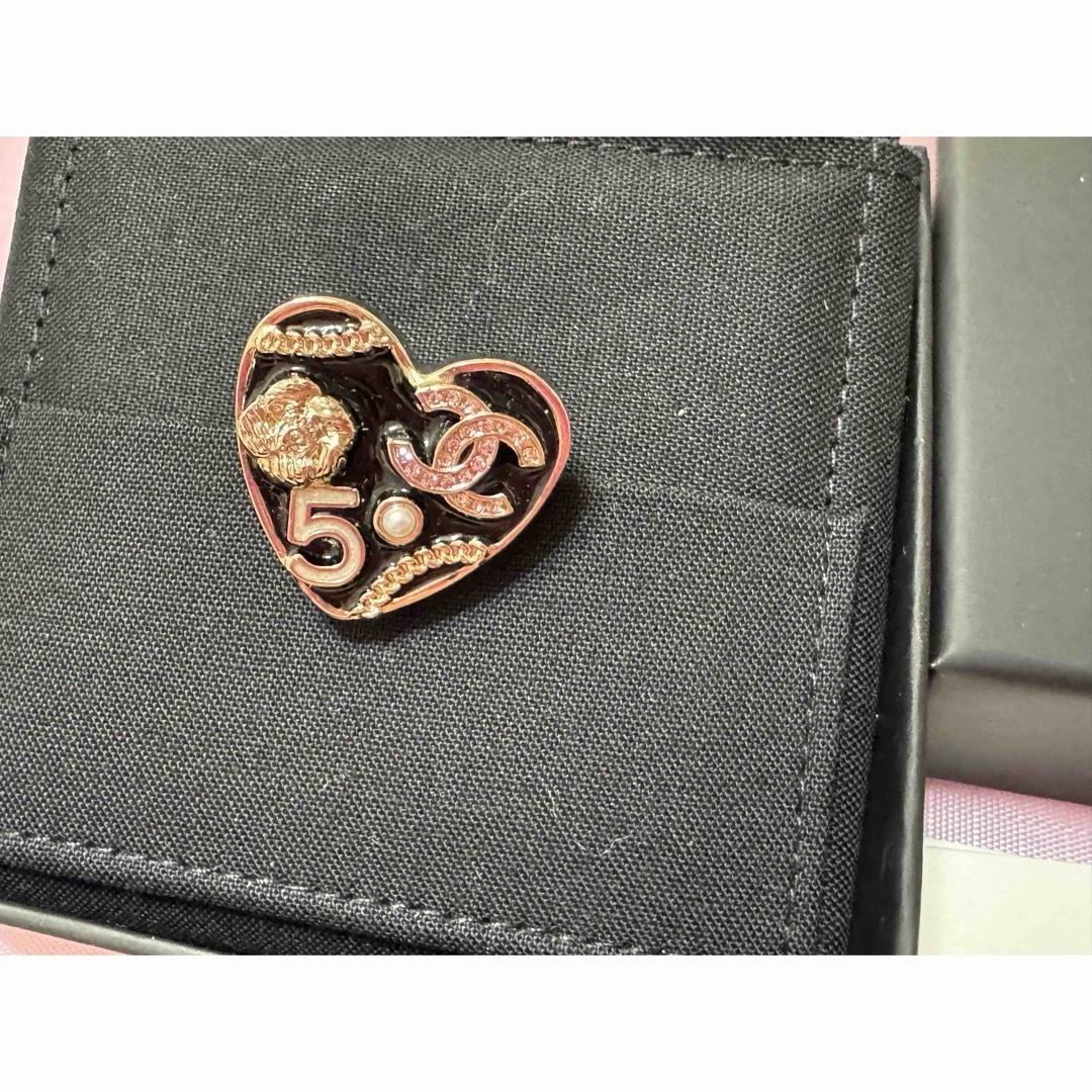CHANEL - CHANEL シャネル ブローチ ハート ココマーク 5 CHANEL - CHANEL シャネル ブローチ ハート ココマーク 5