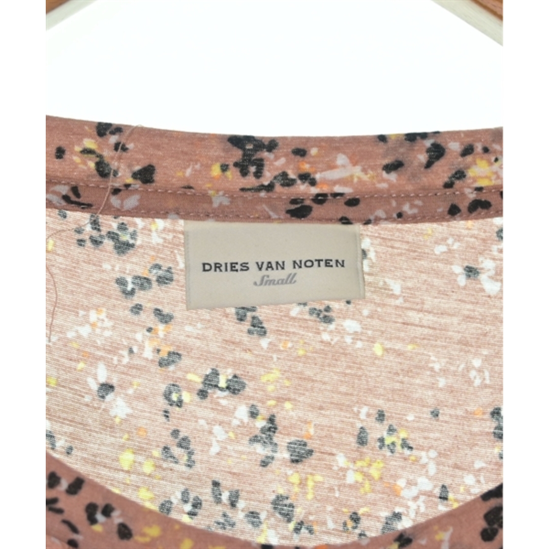 DRIES VAN NOTEN(ドリスヴァンノッテン)のDRIES VAN NOTEN Tシャツ・カットソー S ピンク系(総柄) 【古着】【中古】 レディースのトップス(カットソー(半袖/袖なし))の商品写真