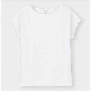 ジーユー(GU)のバックボタンフレンチスリー(Tシャツ(半袖/袖なし))