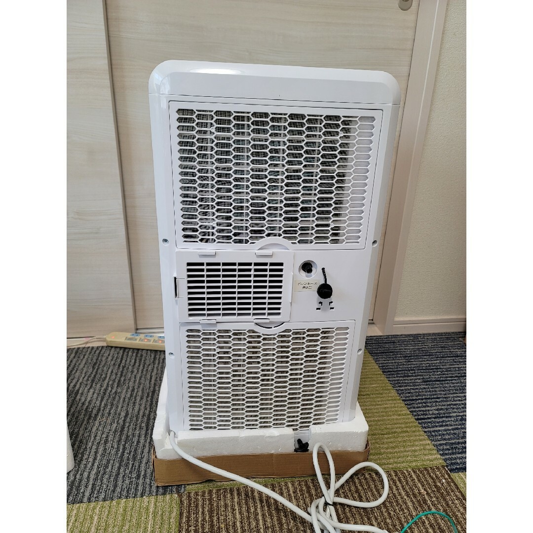 値下げ 美品 スポットエアコン maxzen JCF-MX801 WHITE 値下げ 美品 スポットエアコン maxzen JCF-MX801 WHITE