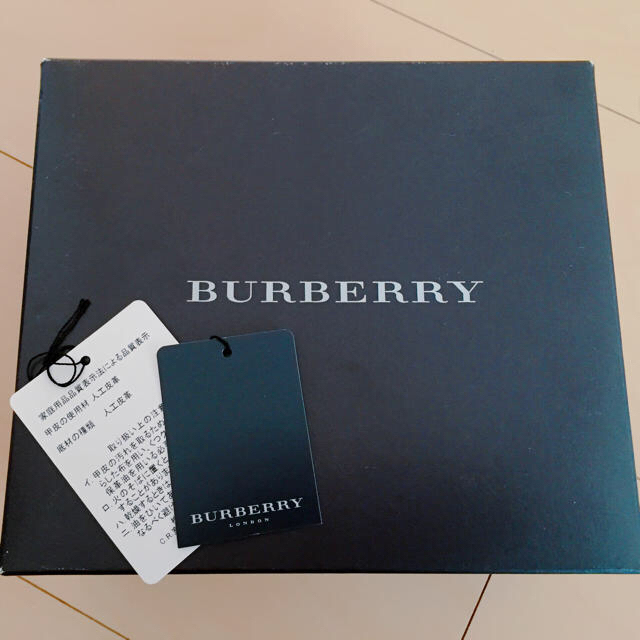 BURBERRY(バーバリー)のBURBERRY 新品♡美品 ベビーシューズ ※tomi様 キッズ/ベビー/マタニティのベビー靴/シューズ(~14cm)(スニーカー)の商品写真