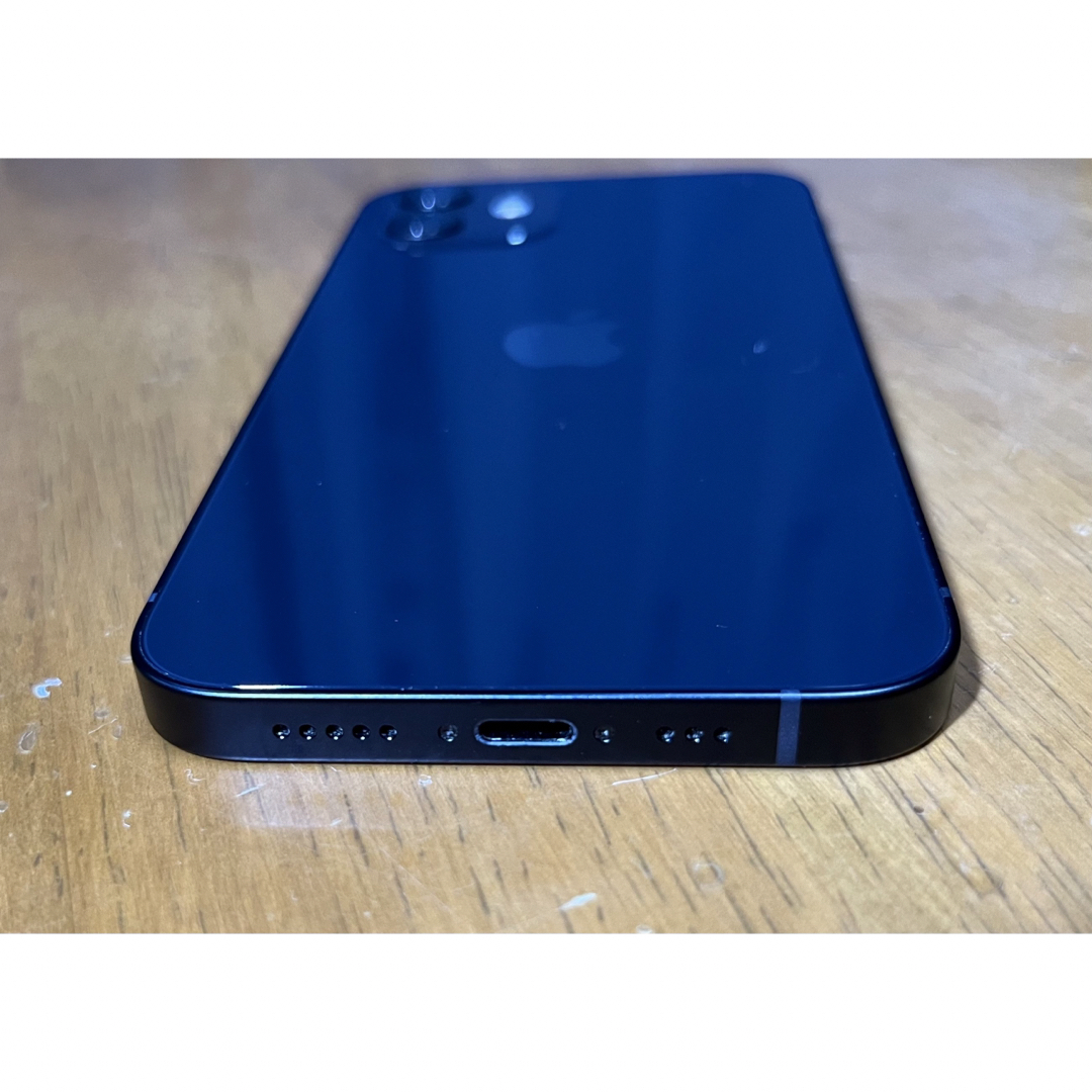 Apple(アップル)のiPhone12  SIMフリー スマホ/家電/カメラのスマートフォン/携帯電話(スマートフォン本体)の商品写真