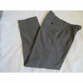 ユニクロ(UNIQLO)の【新品】UNIQLO　　スリムパンツ　GLY　　Mサイズ　(スラックス)