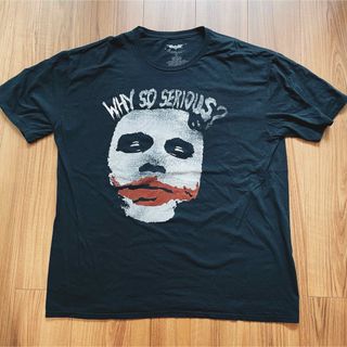 DC BATMAN JOKER WHY SO SERIOUS T-shirt(Tシャツ/カットソー(半袖/袖なし))