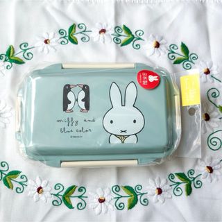 ミッフィー(miffy)の新品未使用　ミッフィーのお弁当箱(弁当用品)