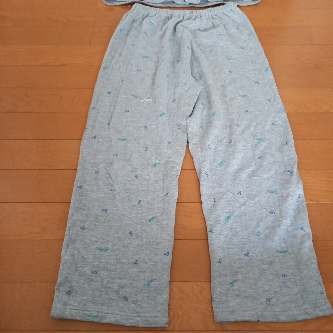 パジャマ　150 キッズ/ベビー/マタニティのキッズ服男の子用(90cm~)(パジャマ)の商品写真
