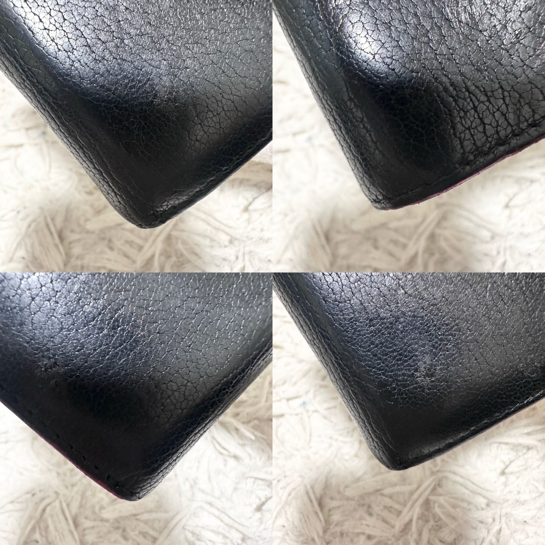 MIU MIU - ミュウミュウ ミニ財布 折り財布 三つ折り マドラス MIU MIU - ミュウミュウ ミニ財布 折り財布 三つ折り マドラス