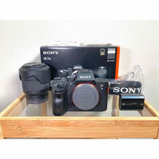 ソニー(SONY)の【美品】SONY α7ⅲズームレンズキット ILCE-7M3K(ミラーレス一眼)