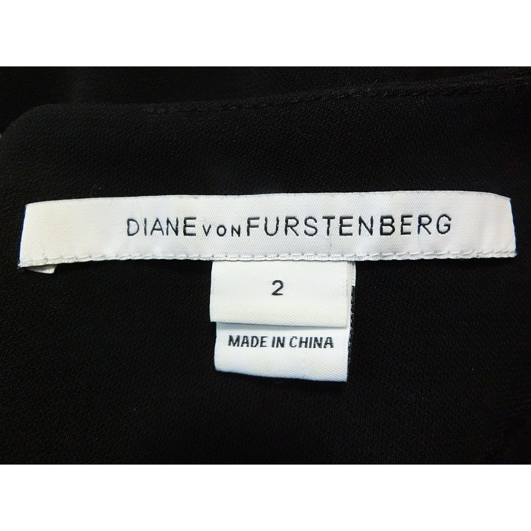 DIANE von FURSTENBERG(ダイアンフォンファステンバーグ)のDIANE ダイアン・フォン・ファステンバーグ　黒の半袖ワンピース 2 レディースのワンピース(ひざ丈ワンピース)の商品写真