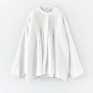 アーツアンドサイエンス(ARTS&SCIENCE)の23AW ARTS&SCIENCE front smocking blouse(シャツ/ブラウス(長袖/七分))