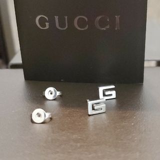 GUCCI　ホワイトゴールド　ピアス