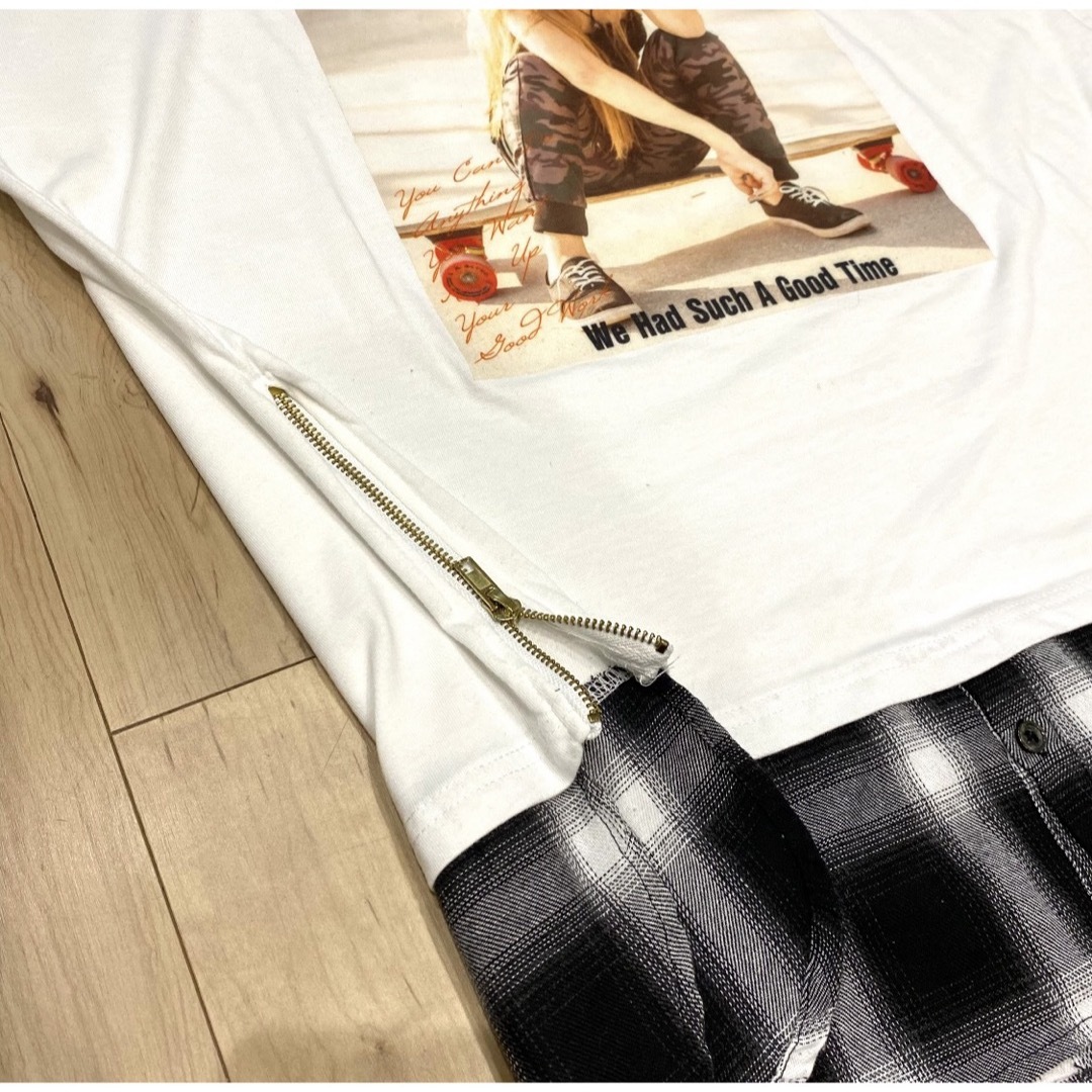新品 シャツ L チェック柄 プリント Tシャツ メンズ ホワイト ブラック メンズのトップス(Tシャツ/カットソー(半袖/袖なし))の商品写真