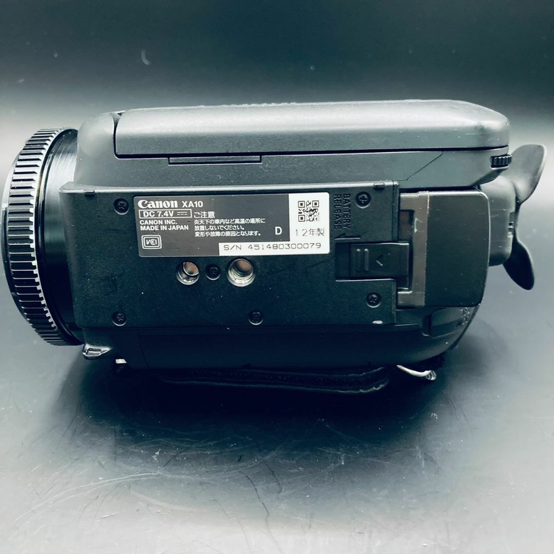 Canon キヤノン XA10 ハンドルユニット 付属品多数 【M11】 スマホ/家電/カメラのカメラ(ビデオカメラ)の商品写真