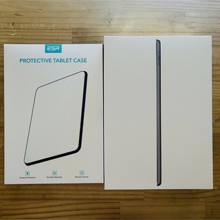 アップル(Apple)の【新品ケース付】iPad 第８世代 Wi-Fi 32GB Space Gray(タブレット)