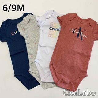 カルバンクライン(Calvin Klein)の【新品】カルバンクライン 半袖 ロンパース 4枚セット NGWP 6/9M(ロンパース)