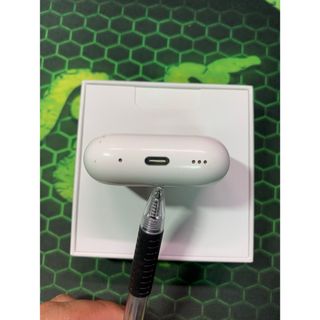 アップル(Apple)のApple AirPods  Pro 第2世代　充電ケースtype C充電(ヘッドフォン/イヤフォン)