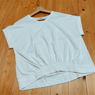 チャオパニック(Ciaopanic)の白トップス(Tシャツ(半袖/袖なし))