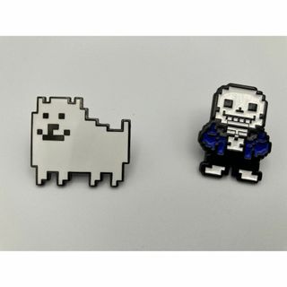 ＵＮＤＥＲＴＡＬＥ　ピンバッチ　2種　アンダーテイル　サンズ　うざいイヌ(キャラクターグッズ)