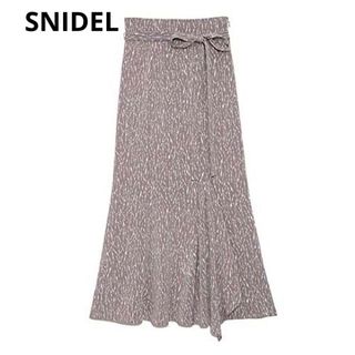 スナイデル(SNIDEL)のsnidel バリエプリントスカート(ロングスカート)