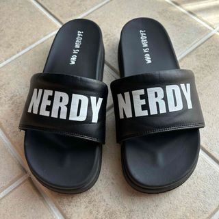 美品！NERDY "BASIC PLATFORM SLIDE" サンダル(サンダル)