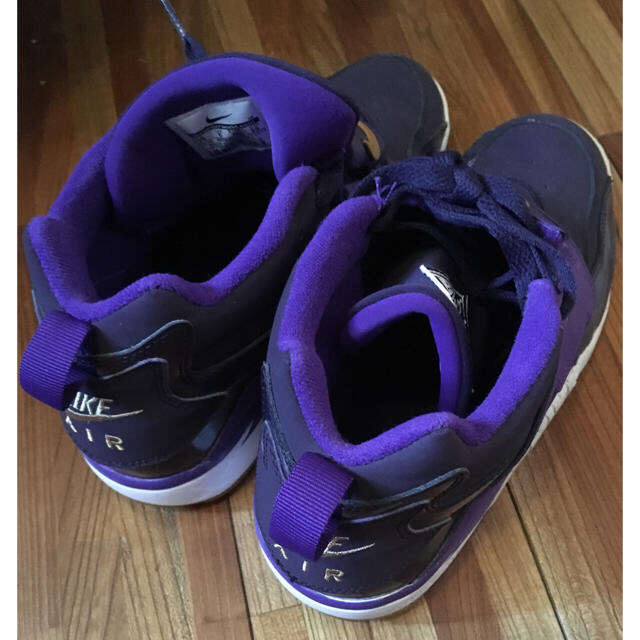 NIKE(ナイキ)のナイキ スニーカー 紫 25センチ レディースの靴/シューズ(スニーカー)の商品写真