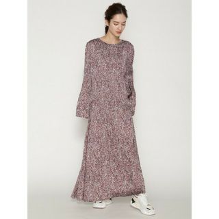 エミアトリエ(emmi atelier)の美品♪emmi atelier ランダムプリーツワンピース ウオッシャブル(ロングワンピース/マキシワンピース)