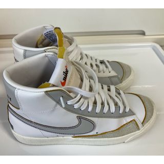 ナイキ(NIKE)のnike ブレーザー(スニーカー)