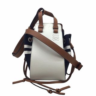 ロエベ(LOEWE)のLOEWE　ロエベ　ハンモック セーラー スモール　2WAYバッグ　ショルダーバッグ　ハンドバッグ　斜めがけ　肩がけ　ショルダー　コンパクトバッグ　フレンチボーダー　ボーダー　キャンバス　レザー　レディース(ショルダーバッグ)