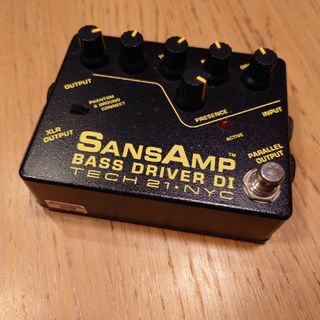 TECH21 SansAmp BASS DRIVER DI　サンズアンプ(ベースエフェクター)