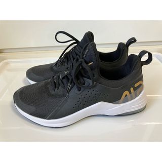 ナイキ(NIKE)のNIKE エアマックス　ベラ(スニーカー)