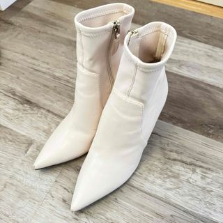 ザラ(ZARA)のZARA ショートブーツ 37 (ブーツ)