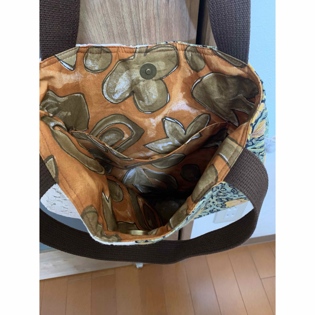 ウィリアムモリス、ルリハコベラウンド型トートバッグ　オレンジ ハンドメイドのファッション小物(バッグ)の商品写真