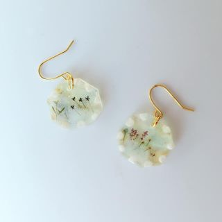 キラキラ✳︎押し花ピアス(ピアス)